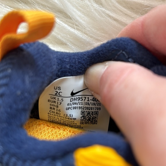 Nike Air Max 90 NWOB Toggle SE TD 'Midnight Navy University Gold' Baby 2 - Picture 9 of 9